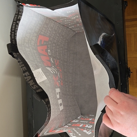 Fan Expo 2024 Batman Reusable Bag - Black - Picture 8 of 9